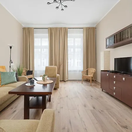 Komfortowy Apartament Blisko Rzeki We Wroclawiu Z Biurkiem I Wanna By Renters شقة فروتسواف